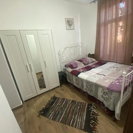 Elle Guest House Sinaia Exterior foto